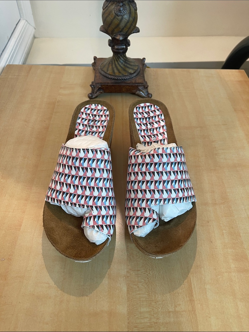 Donald Pliner, Sandals with Geometric Print - White/Pink/Blue/Black, Size 7.5
